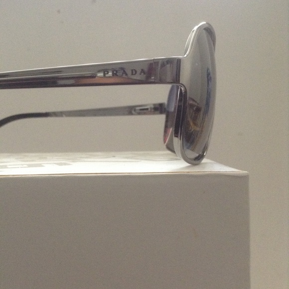 PRADA Sunglasses-Unisex - Picture 3 of 6